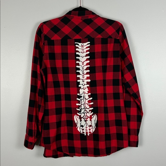 Hot Topic Plaid Spine Back Woven Button-Up Long Sleeve Shirt Large Red Black - Picture 11 of 12